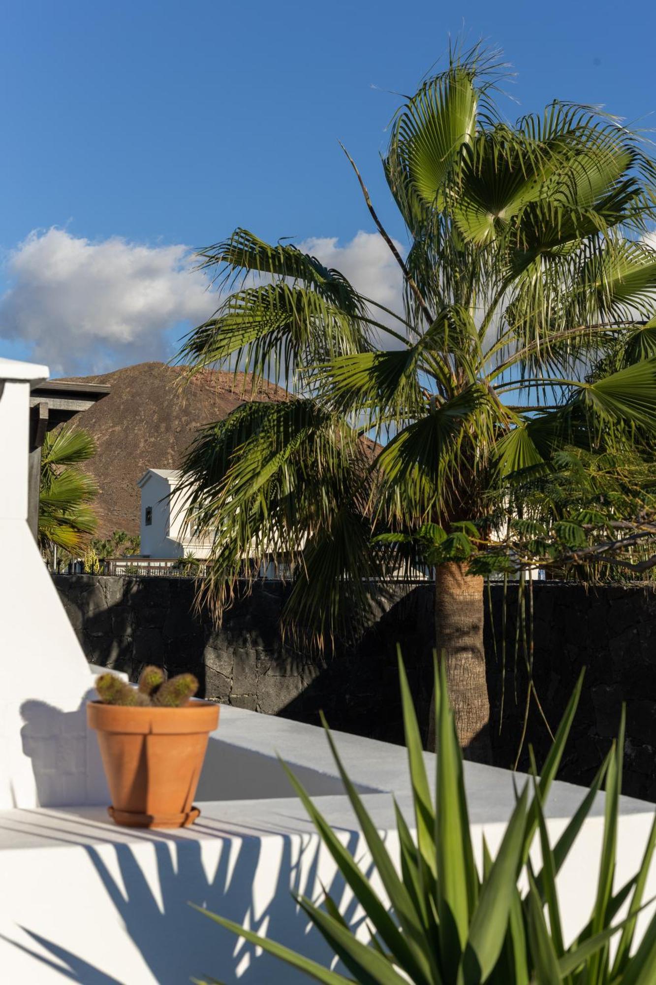 Villa Mo Luxury Heated Pool Playa Blanca  Exterior photo