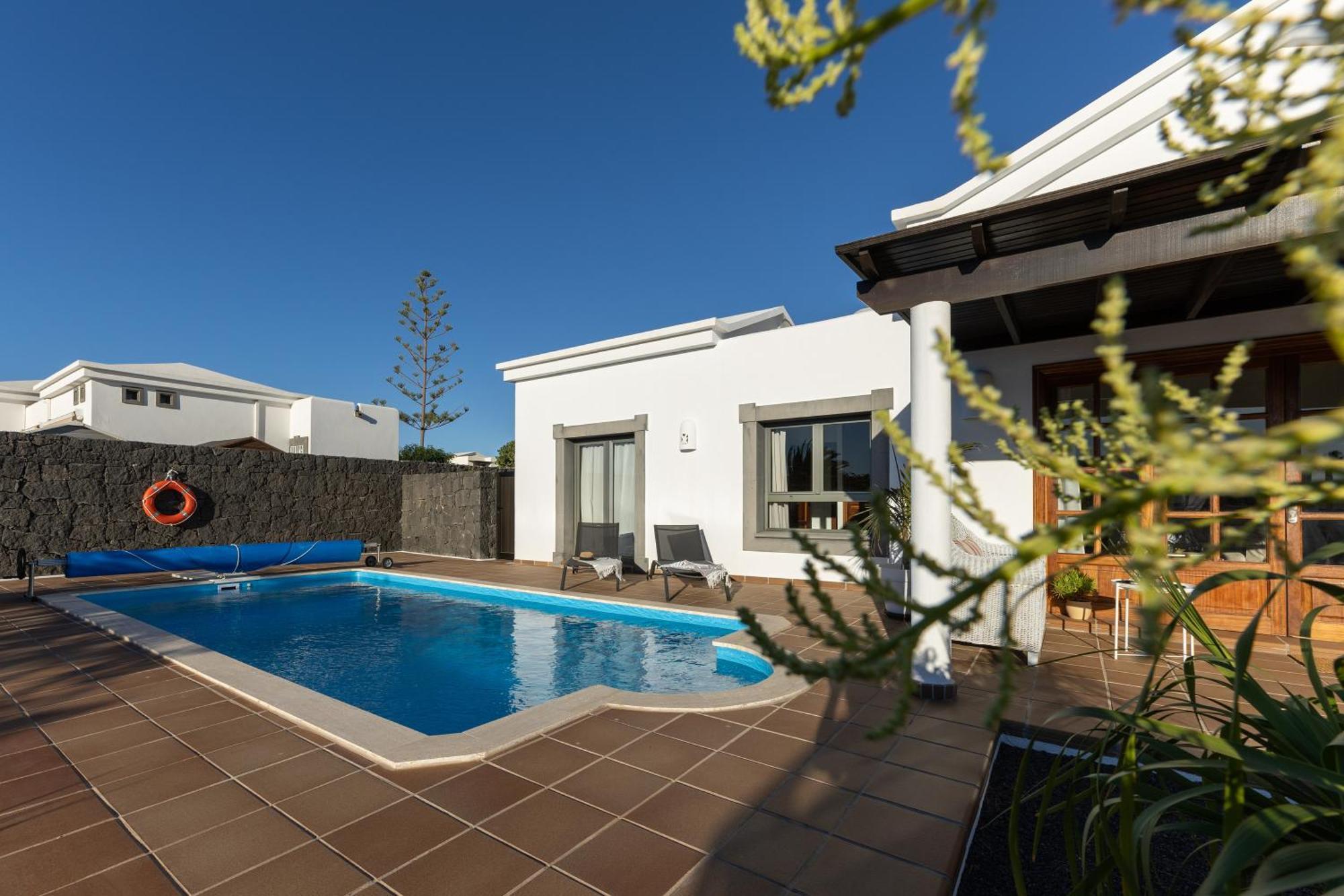 Villa Mo Luxury Heated Pool Playa Blanca  Exterior photo